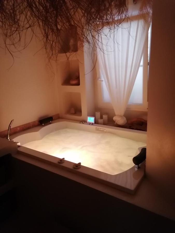 La Petite Perle, Balneo En Supplement, Le Clos Des Perles Tourtour Buitenkant foto